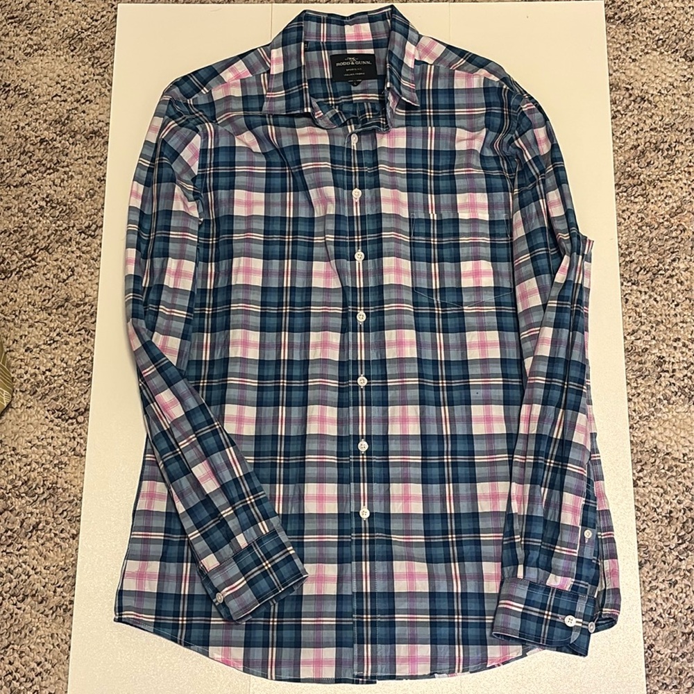 Colorful button down casual work shirt collared sports fit plaid business casual
